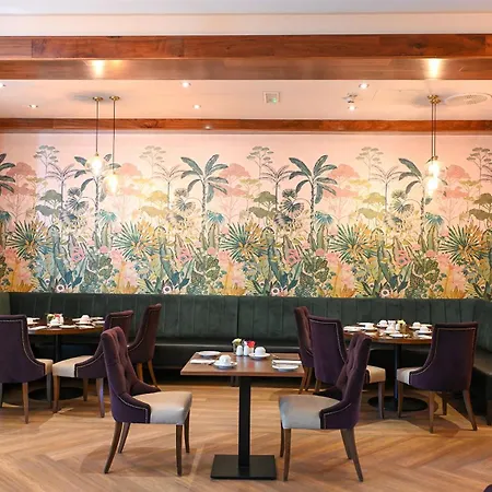 The Kingsley 4* Cork