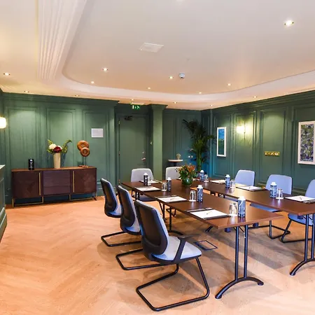 The Kingsley 4* Cork