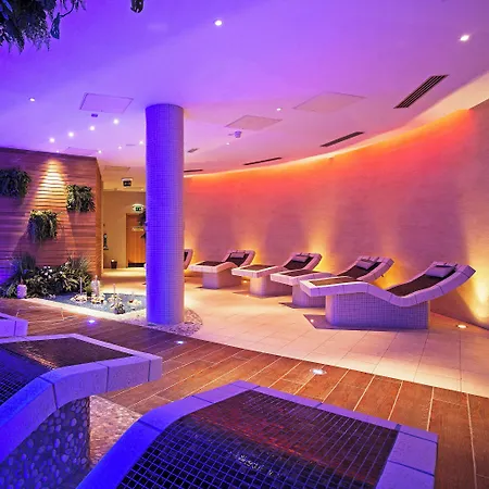 The Kingsley 4* Cork