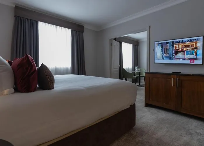 The Kingsley 4* Корк