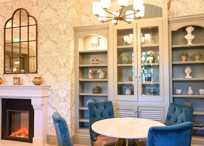 Отель The Kingsley